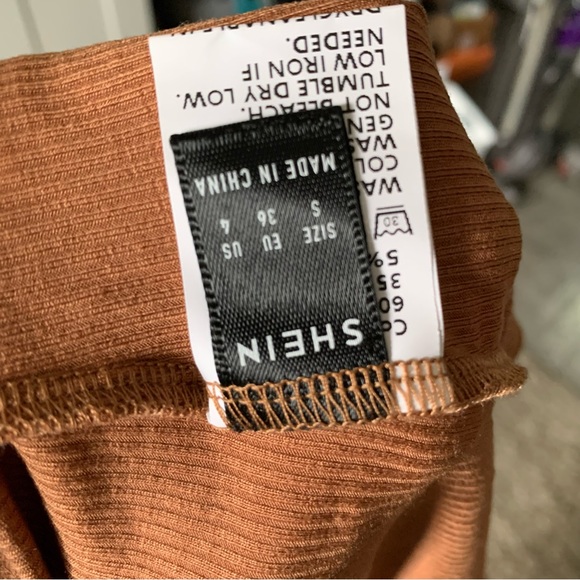 SHEIN | ribbed cropped tank top size small - Picture 4 of 6